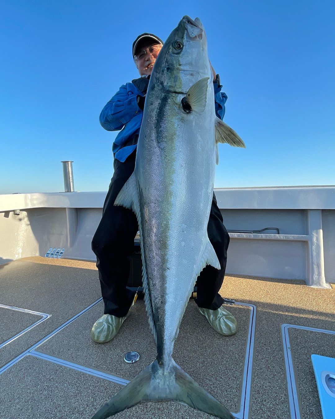15年越し念願のヒラマサ35キロ | 遊漁船サンライズ／新海／玄界灘の釣り
